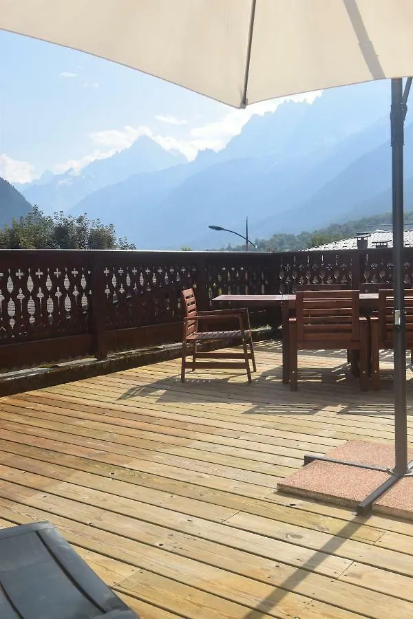 Spacious Apartment 2 Minutes From Ski Lift, Equipped For Babies Les Houches 0*,