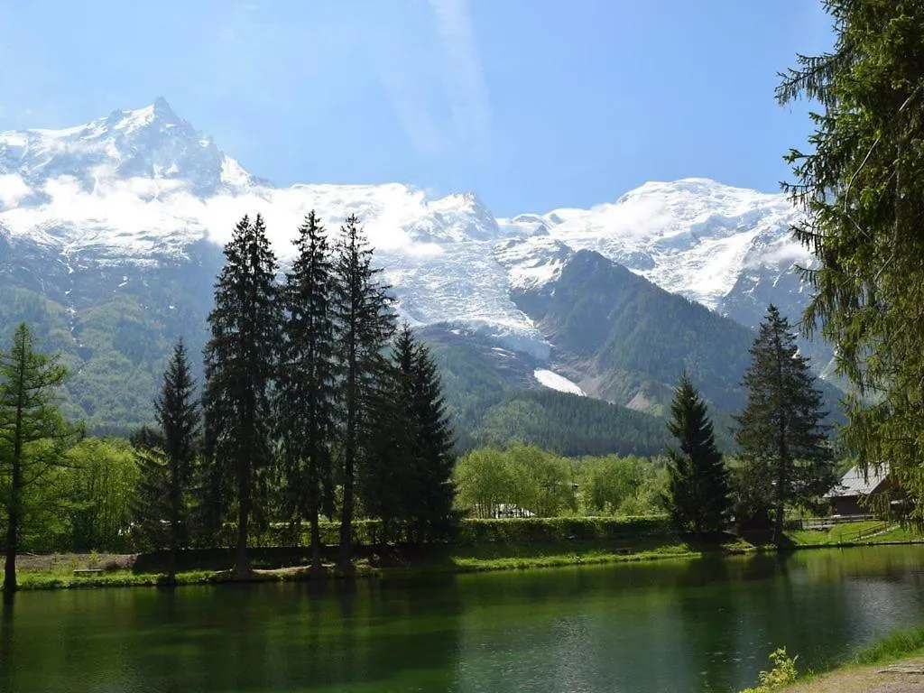 Spacious Apartment 2 Minutes From Ski Lift, Equipped For Babies Les Houches