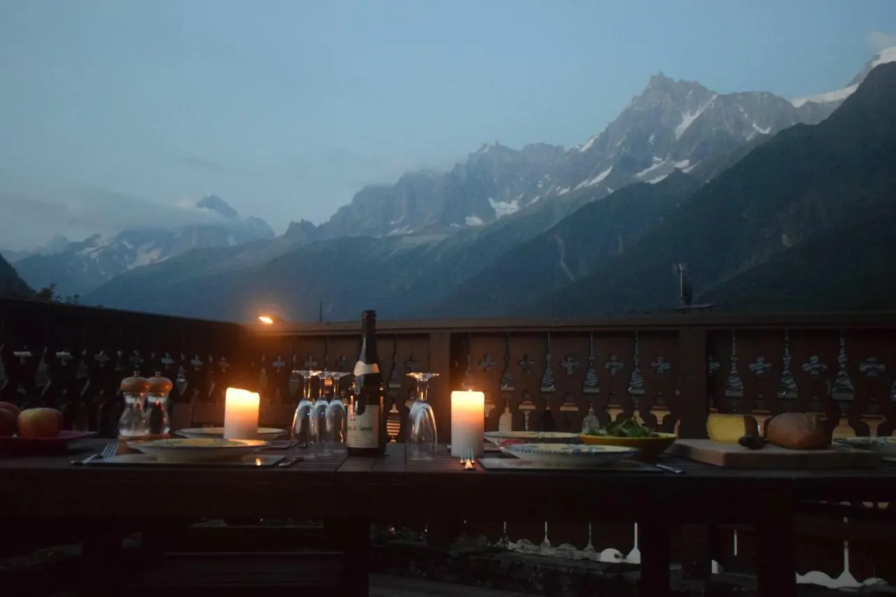 Spacious Apartment 2 Minutes From Ski Lift, Equipped For Babies Les Houches 0*,  France